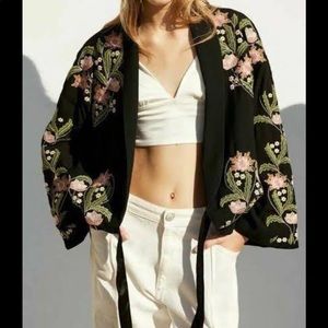 Zara embroidered black floral kimono